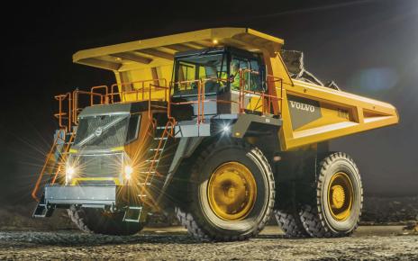 Карьерный самосвал Volvo R100E
